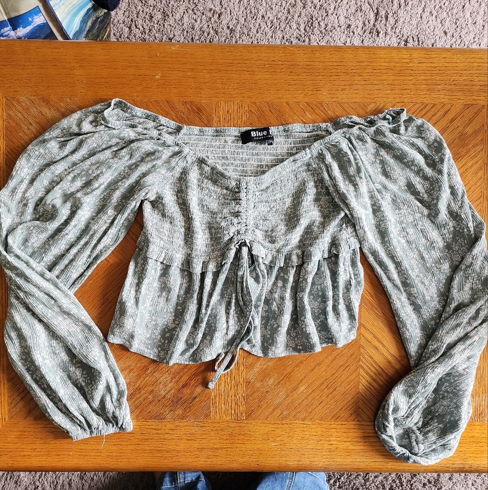 Elegant Green Ruched Blouse